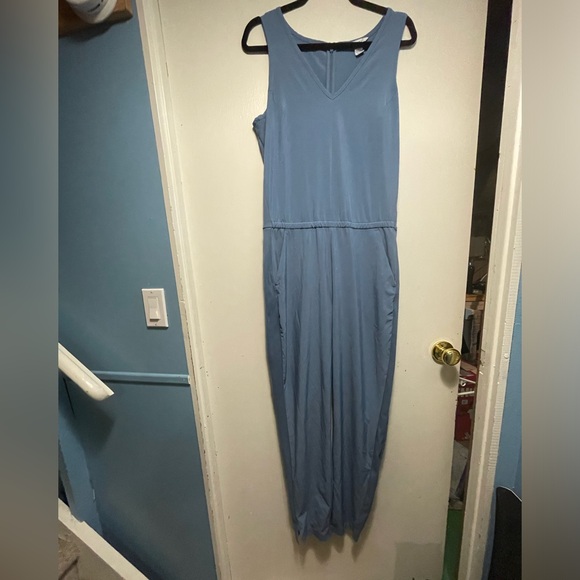 Athleta 8 (Medium) Brooklyn Jumpsuit, Cottage Blue Pants City Long Romper - Picture 3 of 16